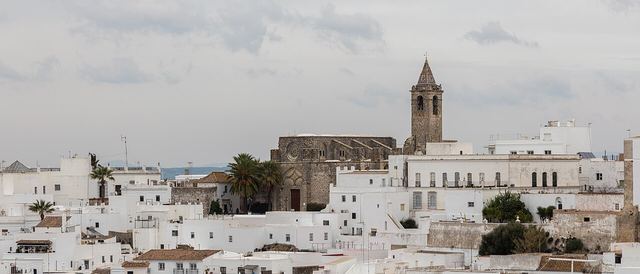 Vejer de la Frontera, pueblo blanco sobre su cerro