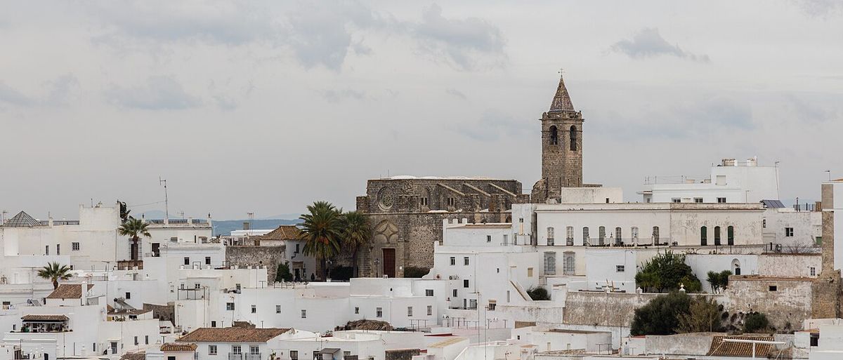 Vejer de la Frontera, pueblo blanco sobre su cerro